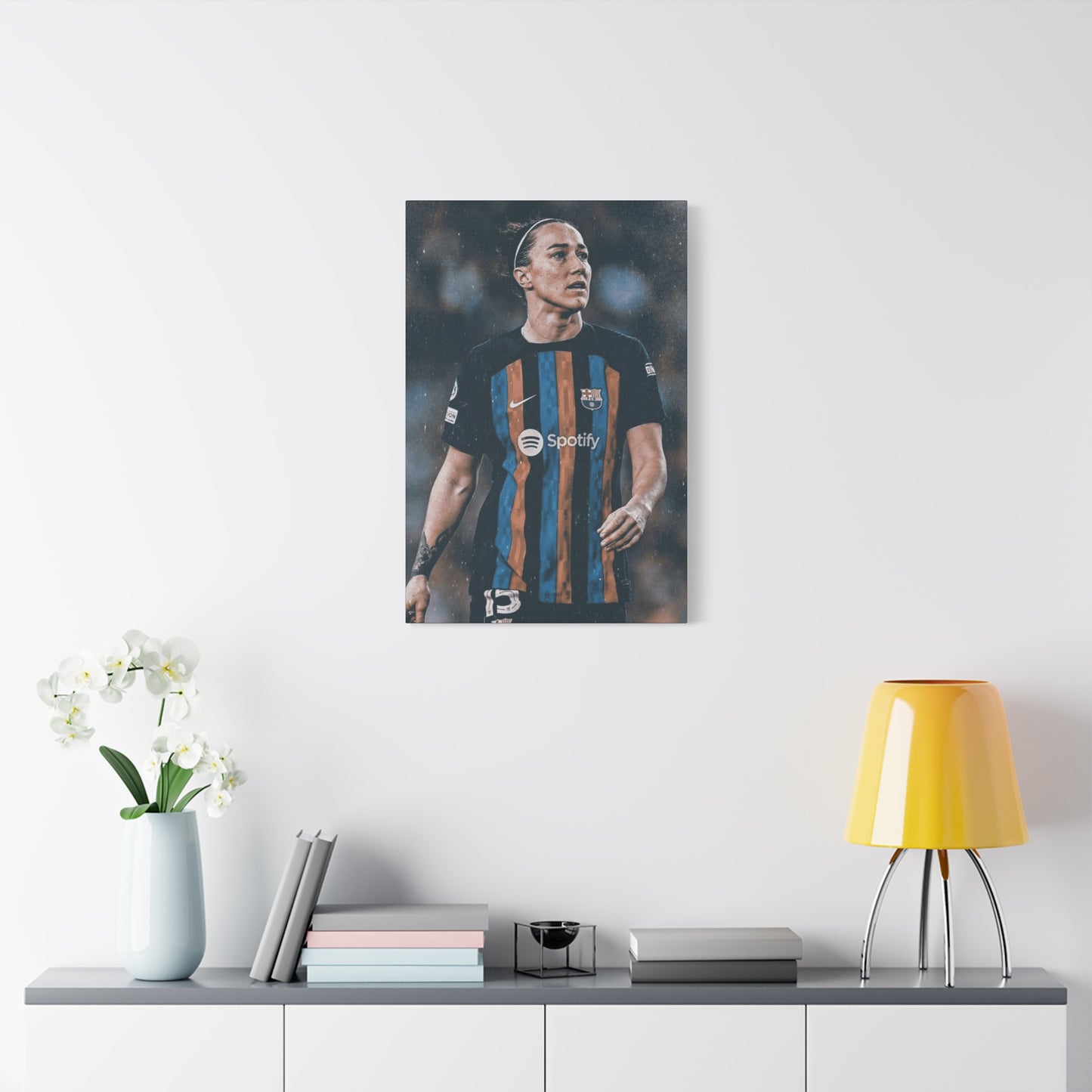 Lucy Bronze Classic Canvas