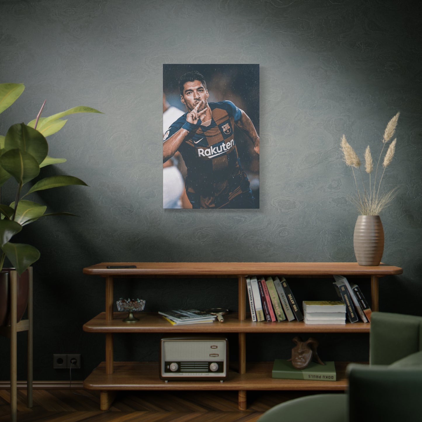 Luis Suarez Classic Canvas