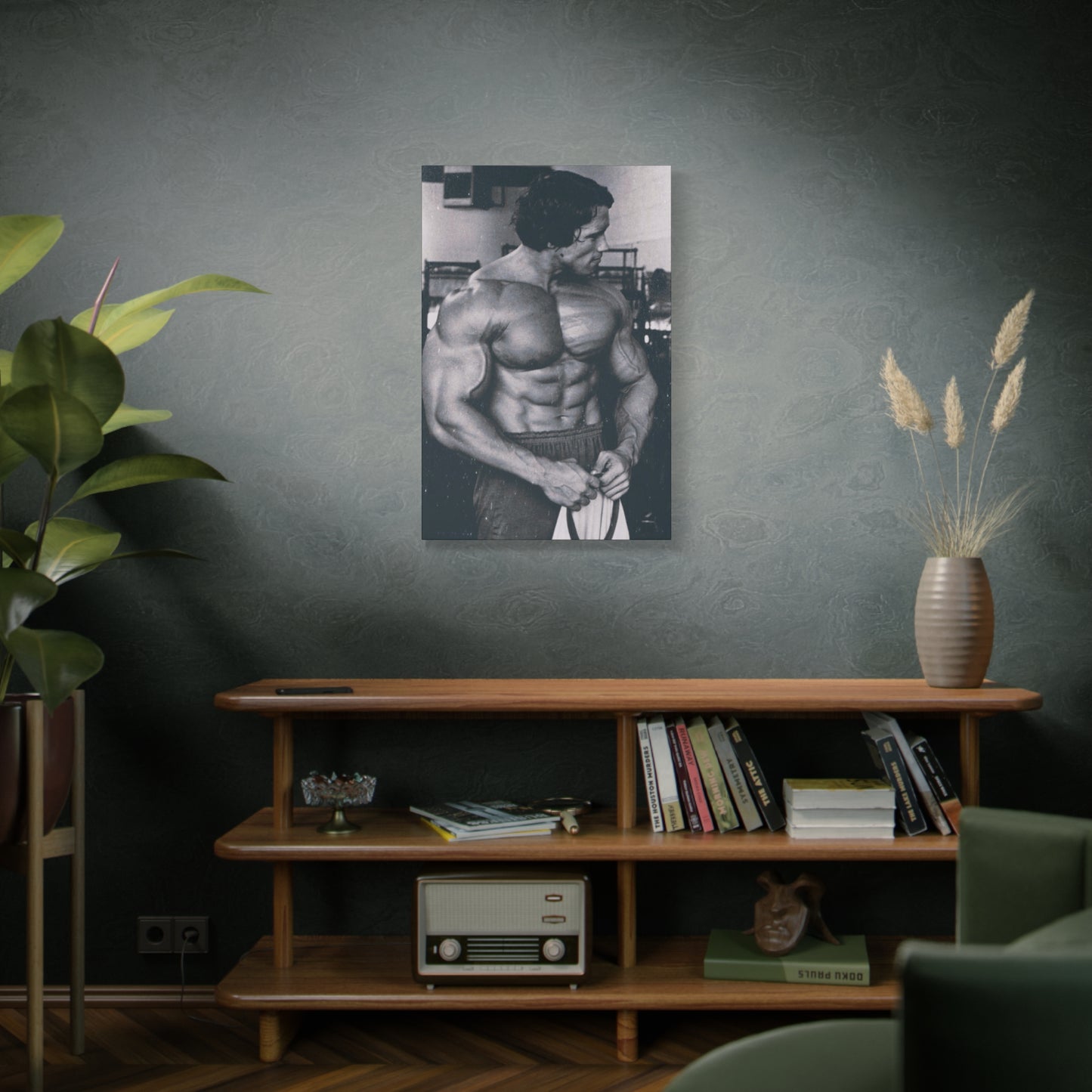 Arnold Schwarzenegger Classic Canvas