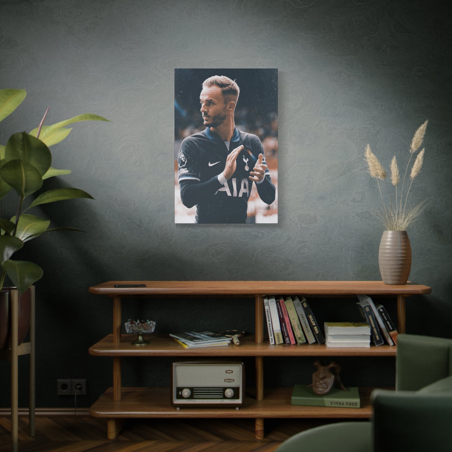 James Maddison Classic Canvas